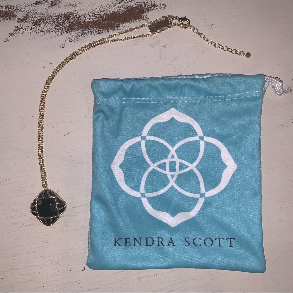 Kendra Scott Necklace